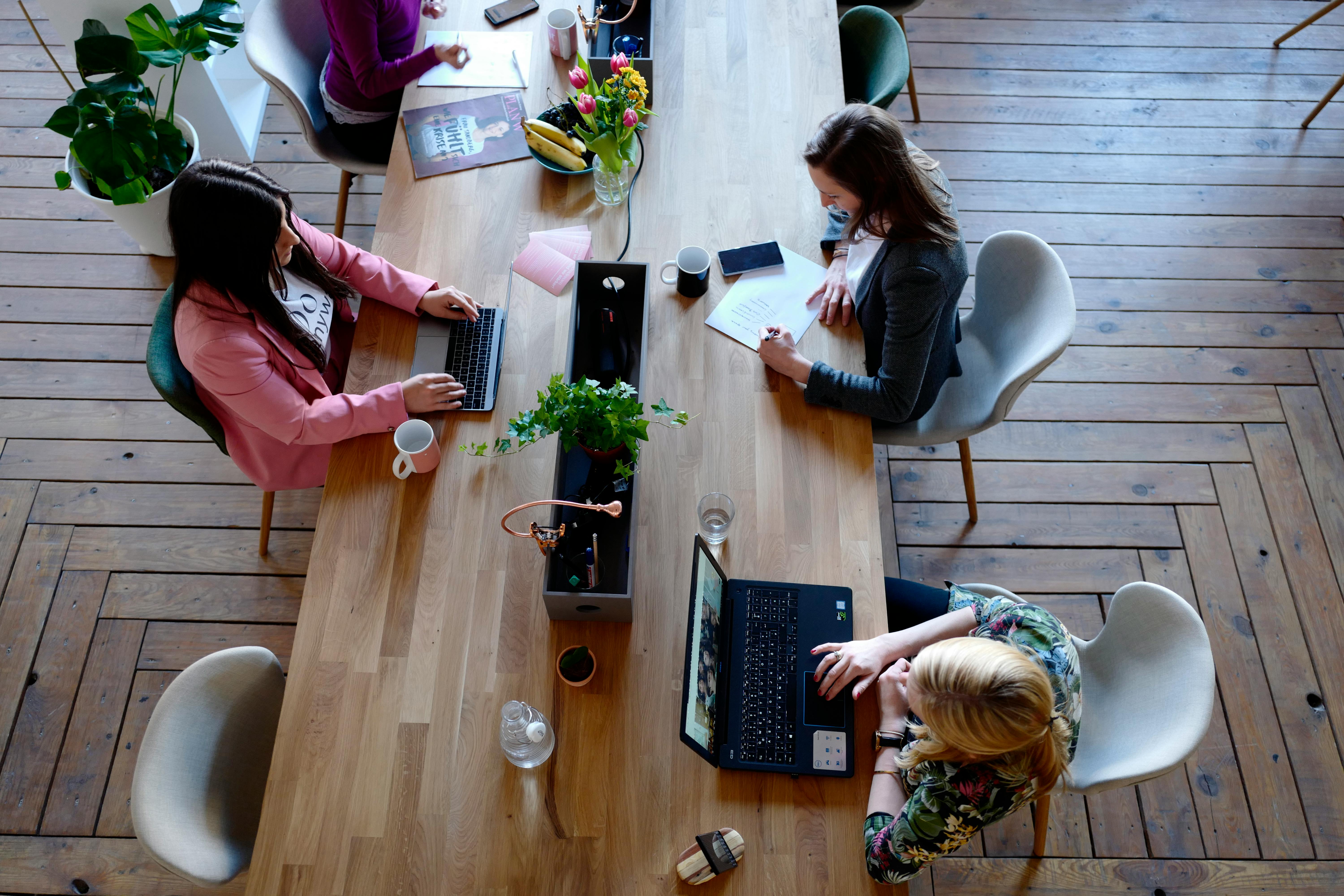image of an office collaboration scene (for a mobility and transportation)